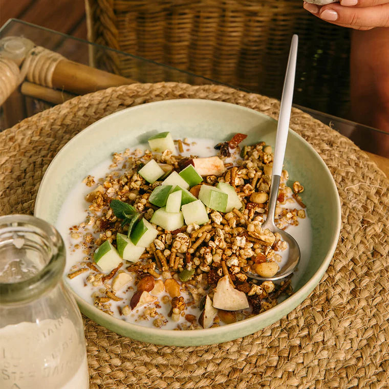 Brookfarm - Gluten Free Muesli Macadamia Apple & Apricot (950g)