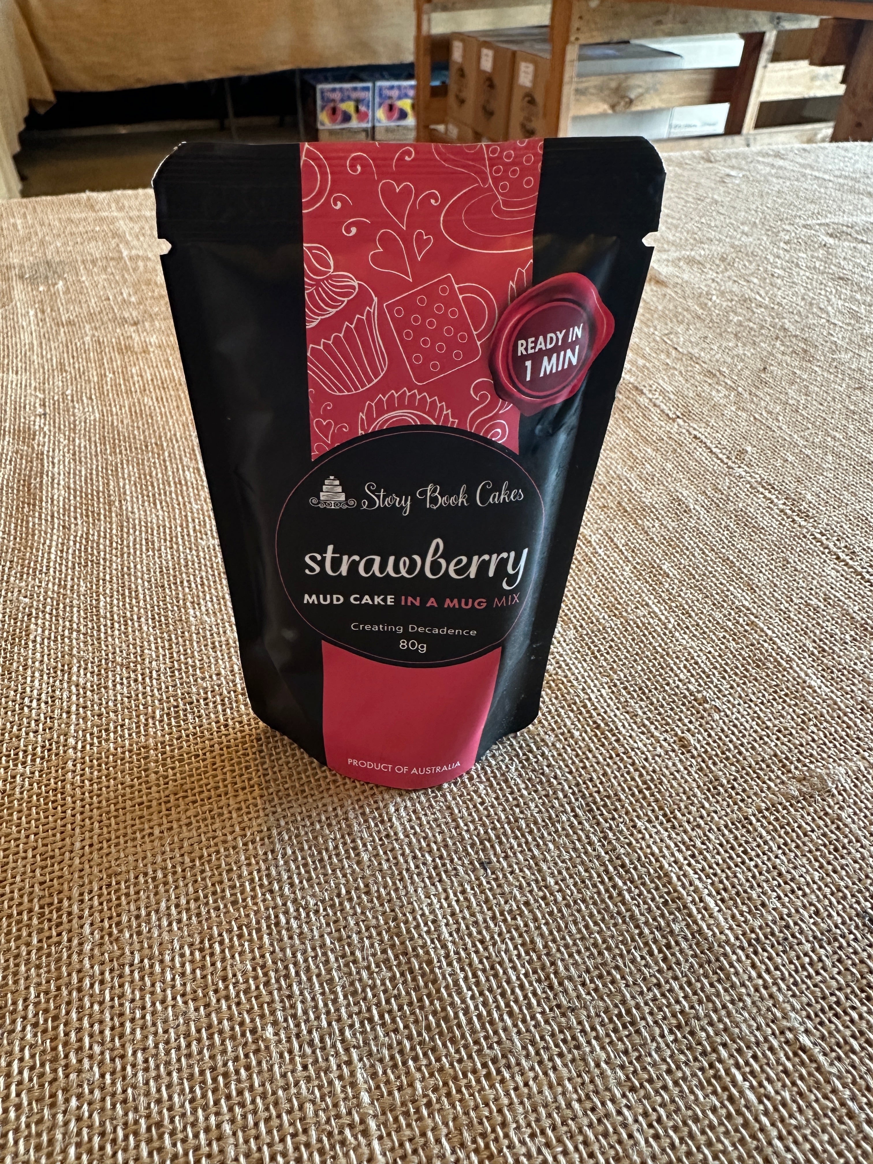 Story Book Cakes - Strawberry Mud Cake in a Mug 80g